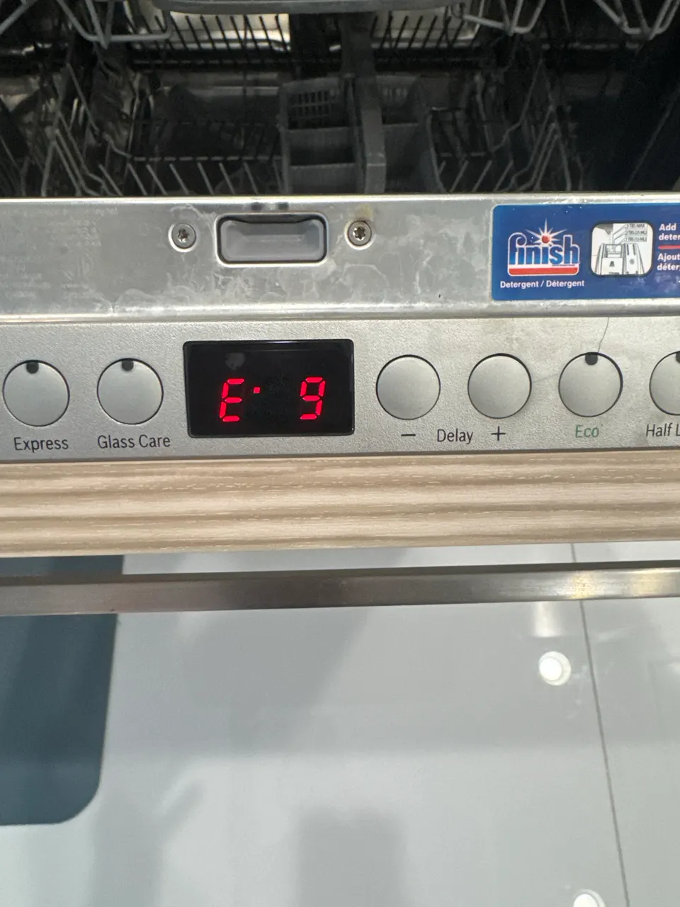 Dishwasher repair by an Express Xpert technician in South Florida