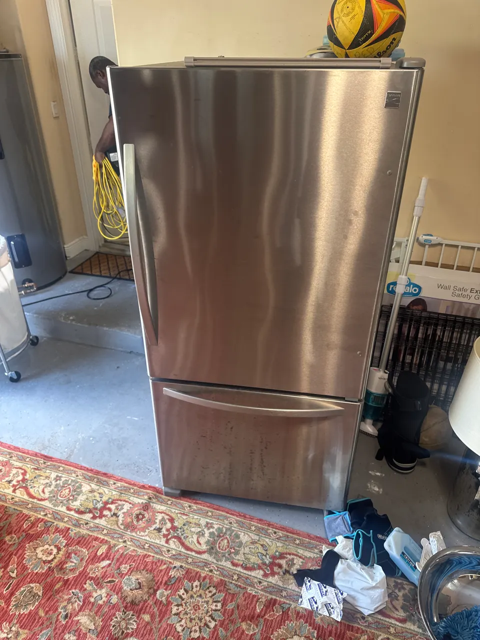 Refrigerator repair by an Express Xpert technician in South Florida