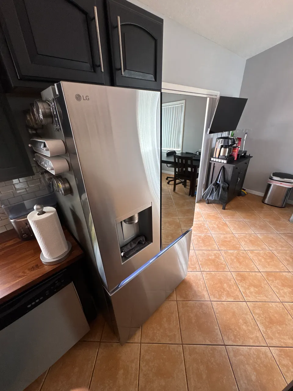 Refrigerator repair by an Express Xpert technician in South Florida