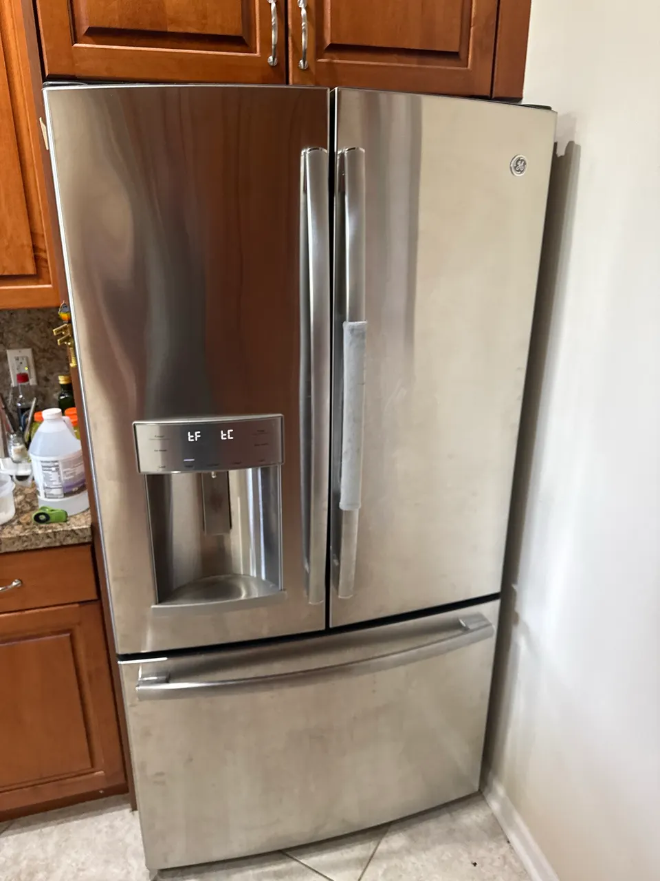 Refrigerator repair by an Express Xpert technician in South Florida