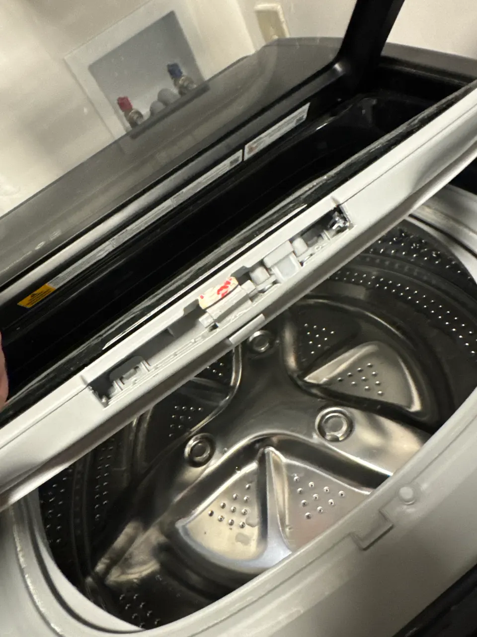 Washing machine repair by an Express Xpert technician in South Florida
