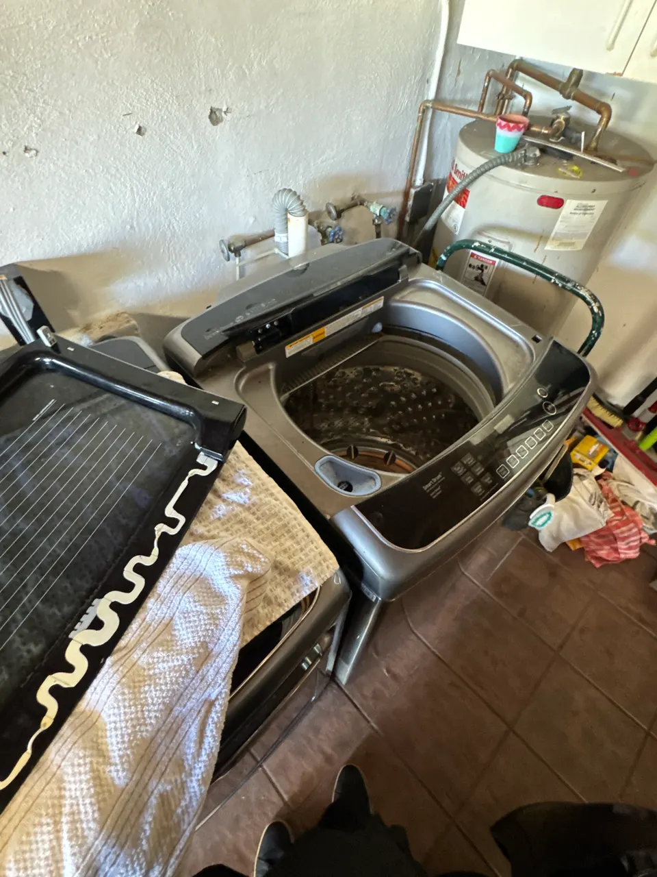 Washing machine repair by an Express Xpert technician in South Florida